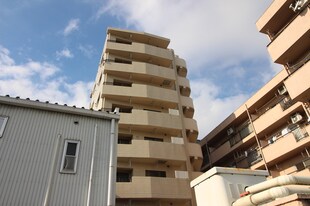 末広マンションの物件外観写真